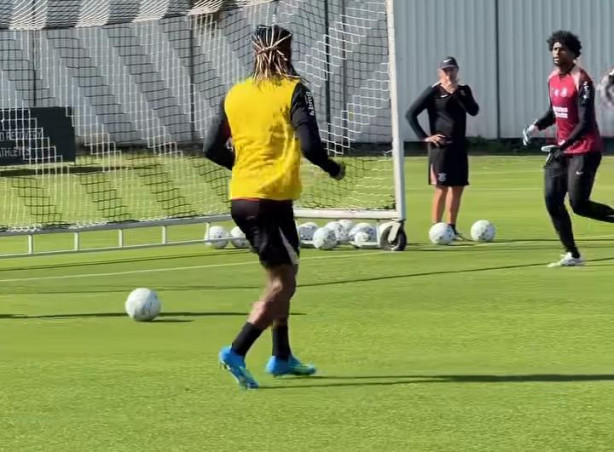 Carrillo voltou em forma, mas Hugo t� gordo