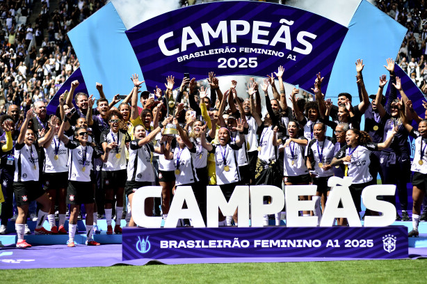 Torcida carniceira, chegou a hora de tirar as brabas pra lixo