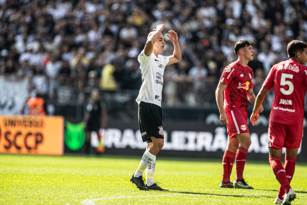 Corinthians on X: FIM DE JOGO! O Corinthians vence o Red Bull Bragantino  por 1 a 0 na @NeoQuimicaArena! ⚽ Gustavo Silva #DiaDeCorinthians  #VaiCorinthians  / X