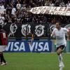 A torcida do Corinthians levou uma faixa dizendo que o campeonato brasileiro virou obrigao