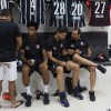 Jogadores do Corinthians no vestiário, em São Januário