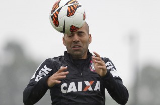 Abre o olho!!! Emerson Sheik em 'A bola t� dura'