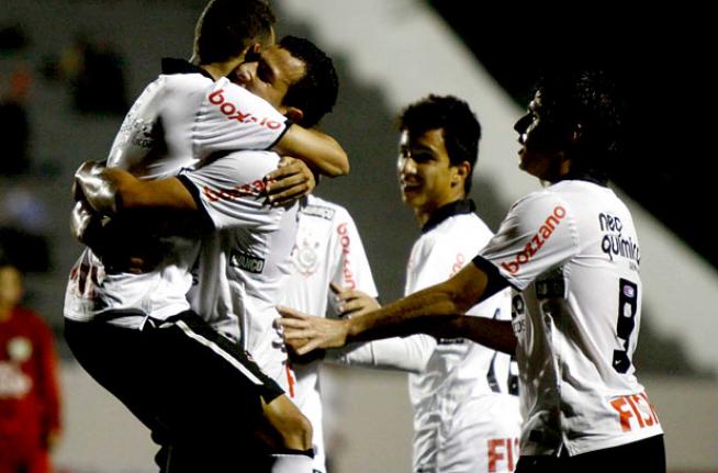 Amistoso 2011: Corinthians 2 x 0 Grmio Osasco