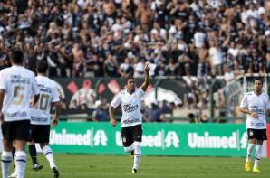 Brasileir�o 2010 - Corinthians 4 x 2 Santos
