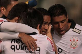 Brasileir�o 2011 - Corinthians 2 x 1 Am�rica-MG