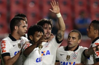 Brasileir�o 2013: Corinthians 1x0 Crici�ma