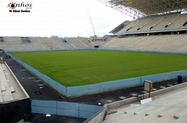Fotos da Arena Corinthians: Gramado pronto e obras a todo vapor