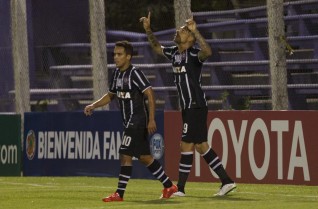 Vit�ria do Corinthians contra o Danubio no Uruguai