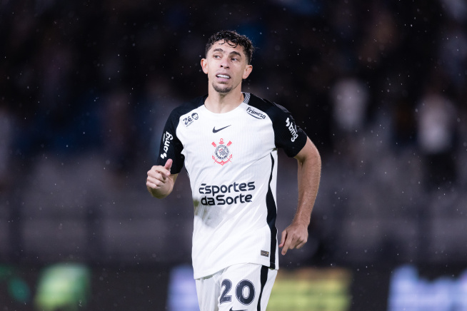 Gabriel Paulista revela sondagens de Palmeiras e Galo antes de assinar com o Corinthians