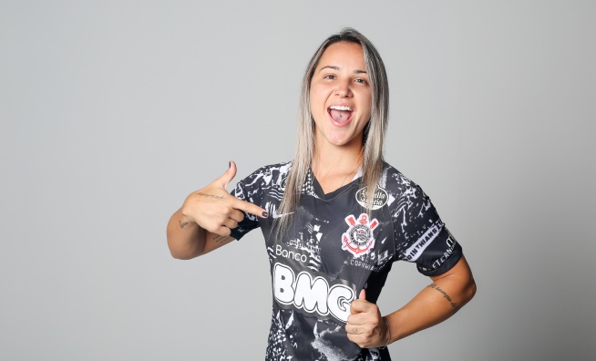 Giovanna Crivelari (#19 Corinthians) during the Campeonato Paulista Feminino  football match between Corinthians x Santos at Parque Sao Jorge in Sao  Paulo, Brazil. Richard Callis/SPP Credit: SPP Sport Press Photo. /Alamy Live