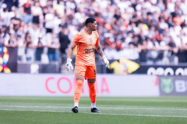 Corinthians mantém invencibilidade e registra melhor marca defensiva da temporada após chegada de Diniz