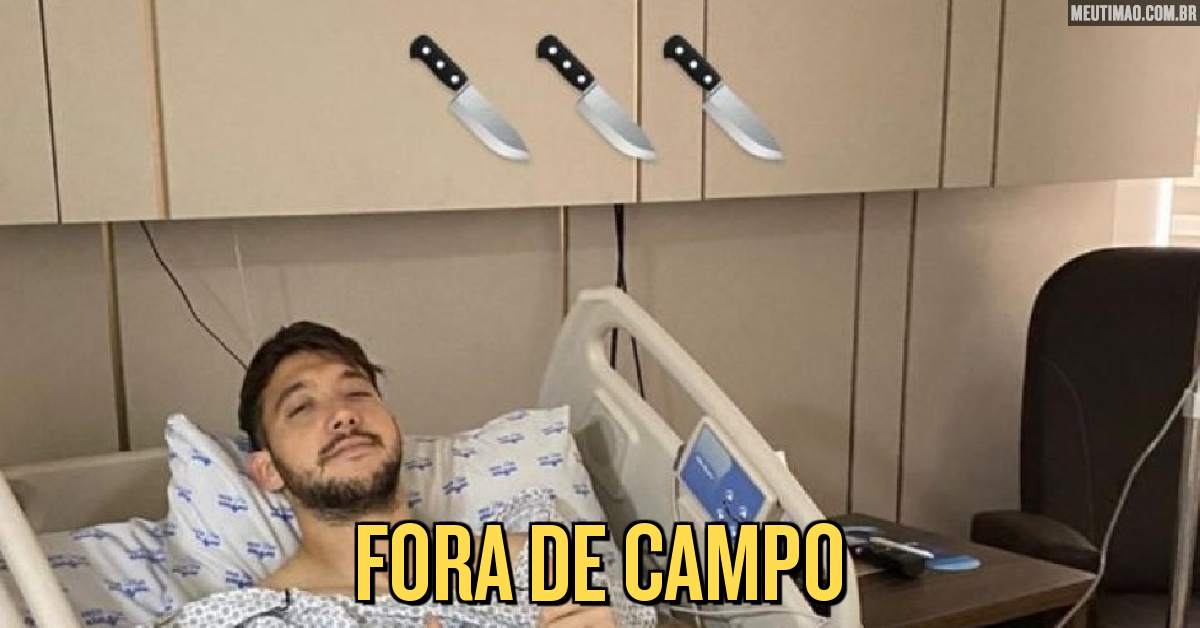 Caíque França, goleiro do Corinthians, passa por cirurgia