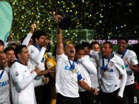 Corinthians foi bicampeo mundial em cima do Chelsea no Japo -