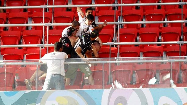 Brasileiro Vasco Corinthians Torcedores Briga Man Garrincha 25/0813