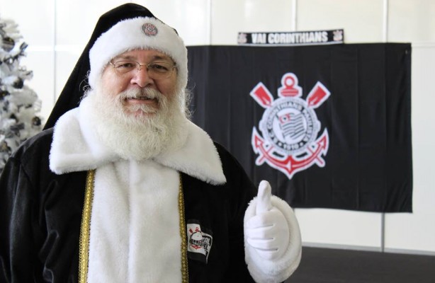 Papai Noel aprova a lista de presentes para do Corinthians