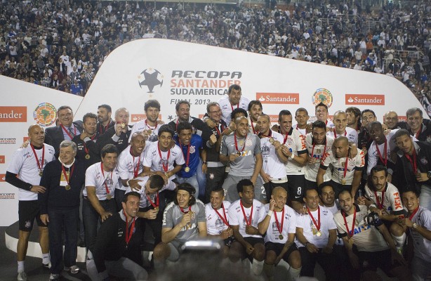 Corinthians conquistou a Recopa em 2013 ao vencer o São Paulo
