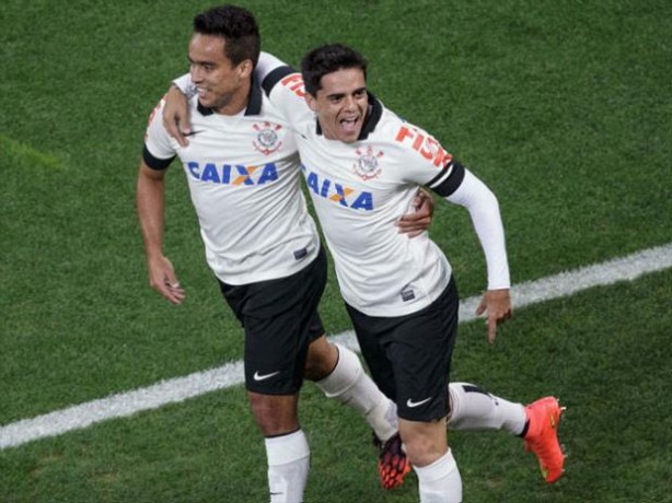 Corinthians encara o Bragantino na Copa do Brasil