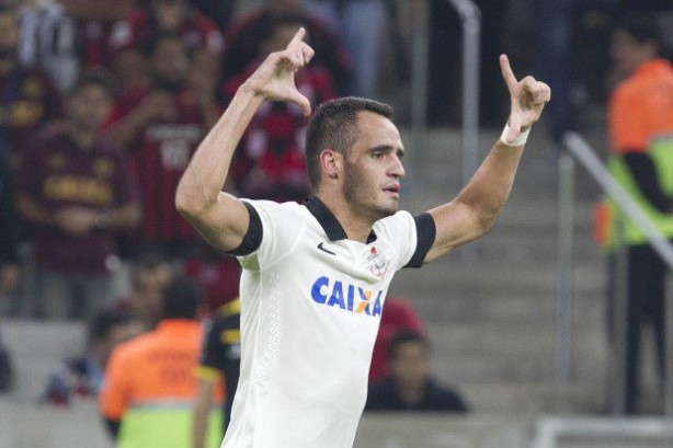Renato Augusto é a nova peça no time do Corinthians