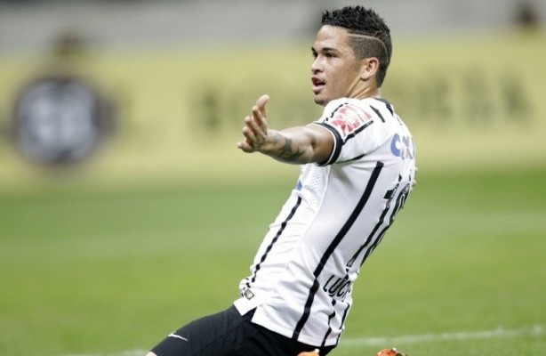 Guerrero marcou o primeiro gol do Timão