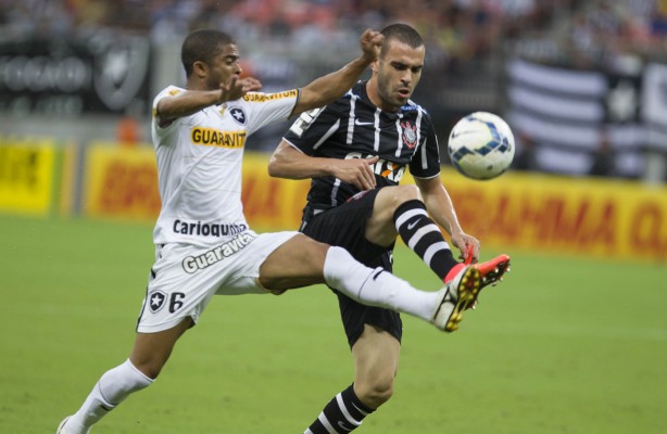 Corinthians foi mal e perdeu para o Botafogo em Manaus