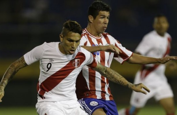 Guerrero fez o gol da Seleo Peruana
