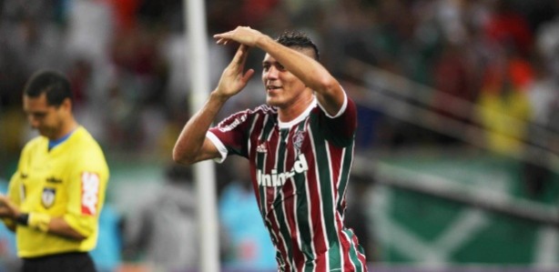 Edson fez trs gols no Campeonato Brasileiro