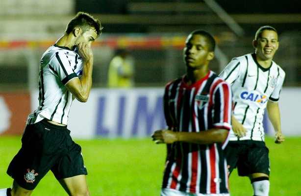 Corinthians despachou o São Paulo e é finalista