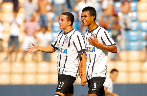 Corinthians venceu sete jogos, em sete partidas