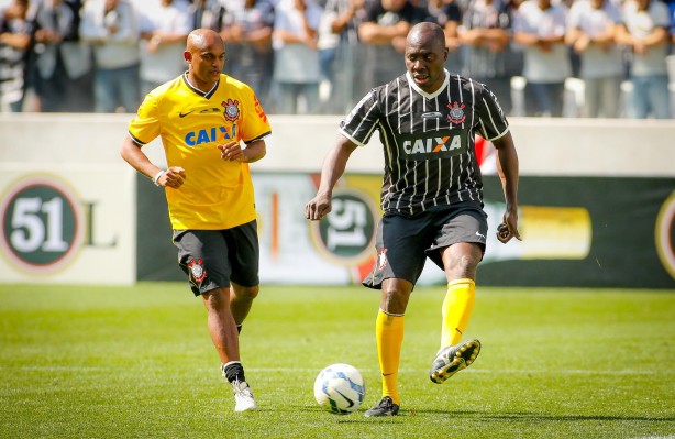 Rincn experimentou os gramados da Arena Corinthians