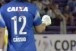 Torcida do Dan�bio joga fralda 'batizada' no goleiro C�ssio; Tim�o deve reclamar na Conmebol