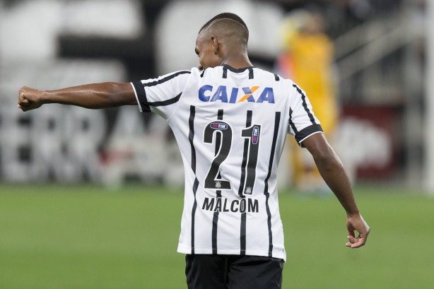 Corinthians renova contrata de Malcom at dezembro de 2016