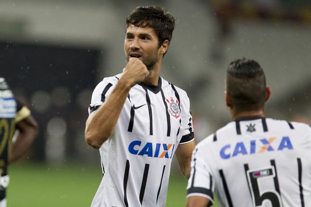 Corinthians vencendo partida da Libertadores 2015