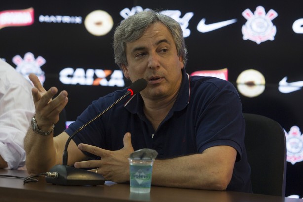 Srgio Janikian, diretor de futebol, declarou que atrasos no impedem negociao de Guerrero