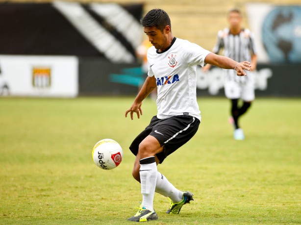 Sub-17 do Corinthians venceu mais uma vez em 2015