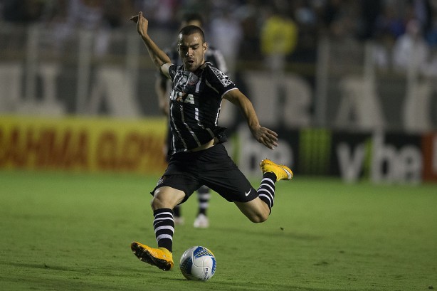 Bruno Henrique fez o primeiro gol da partida