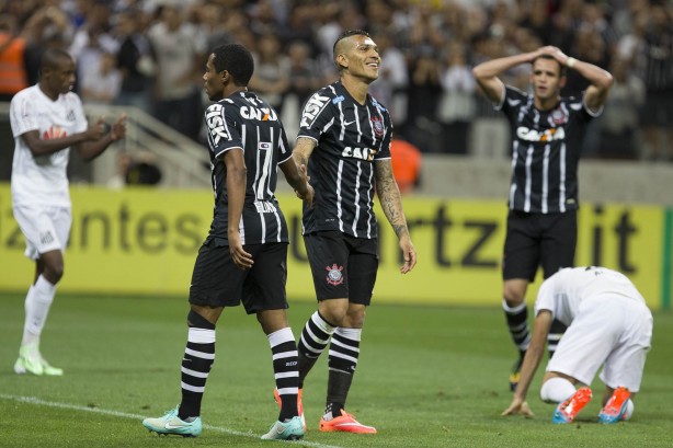 Corinthians e Santos empataram em 1x1