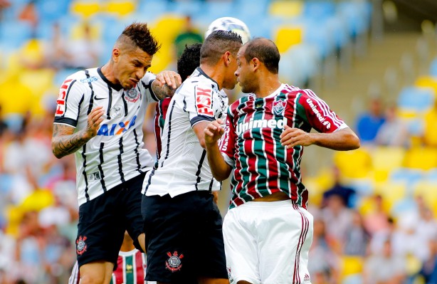 Corinthians e Fluminense se enfrentam no Maracan