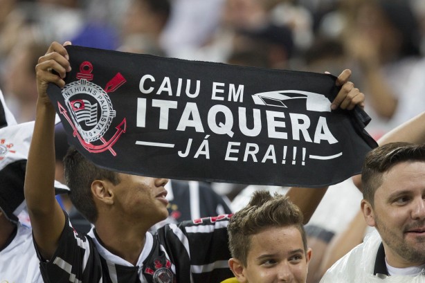 Sem perder h quase um ano, Corinthians  dono da maior srie invicta do mundo dentro da Arena