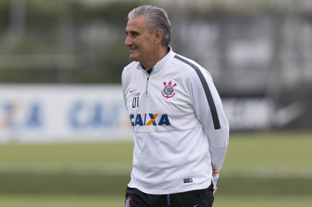 Tcnico Tite confirmou equipe titular contra o Palmeiras