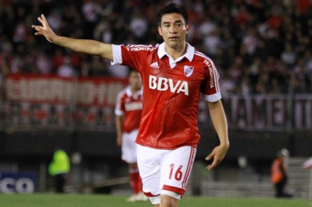 A exemplo de Fbio Santos, Ariel Rojas jogar pelo Cruz Azul, do Mxico, neste segundo semestre