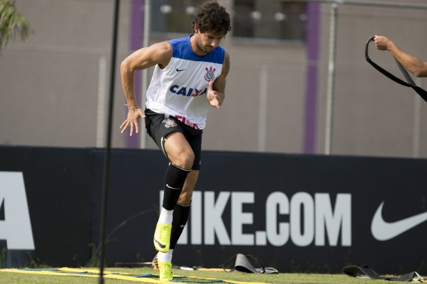 Alexandre Pato segue na briga para conseguir uma resciso com o Corinthians