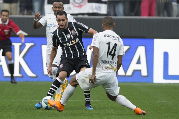 Santos enfrentar Corinthians com patrocinador pontual