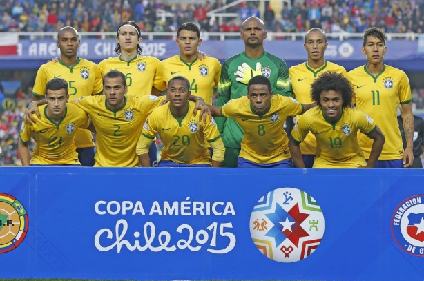 Titular durante a Copa Amrica, Elias pode aparecer na lista de Dunga para os prximos dois amistosos do Brasil