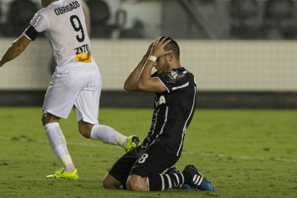 Corinthians fica mais longe da Copa do Brasil