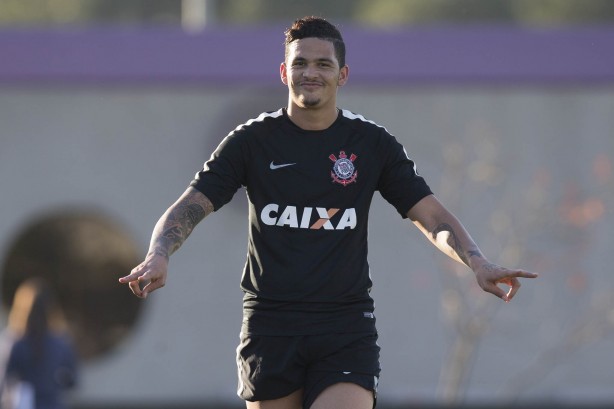 Dono da vez - Com cinco gols marcados em trs jogos, Luciano resolveu mais uma vez o problema do setor ofensivo do Corinthians. Vagner Love que se cuide!