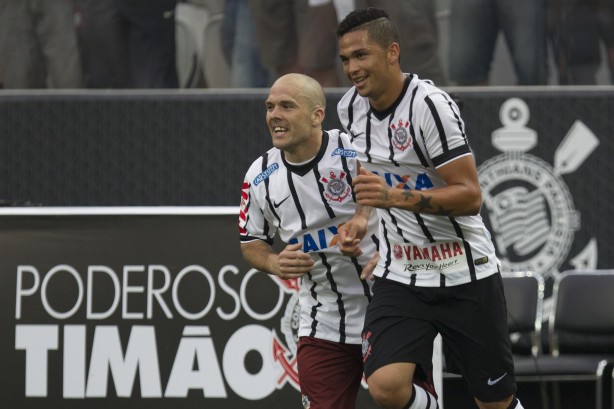 Assumido torcedor do Corinthians Paulista, Byatt teve a oportunidade de vestir a camisa do Timo no amistoso realizado entre as duas equipes em 2015