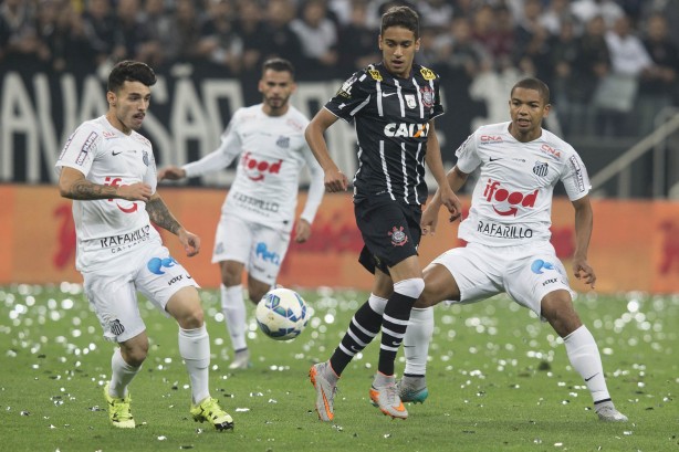 Matheus Pereira soube suportar presso diante do Santos nesta quarta-feira