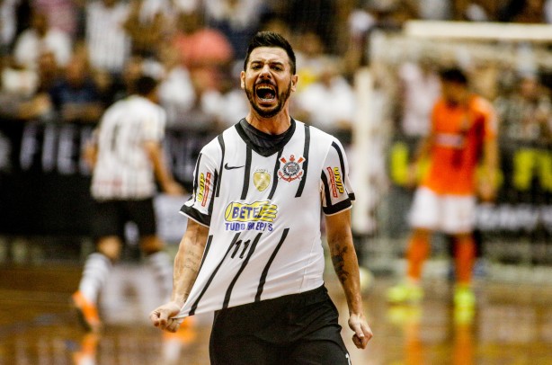 Dos 38 gols do Corinthians na Liga Paulista, Simi anotou nove