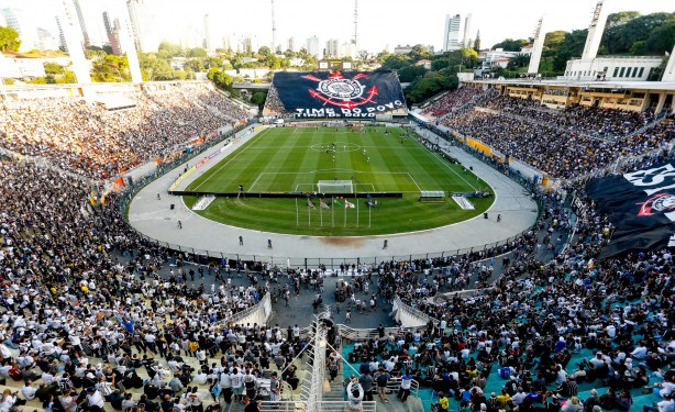 No Pacaembu, Corinthians conquistou a Libertadores em 2012