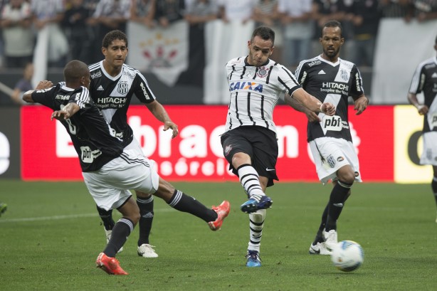 Com gol de Renato Augusto, Timo bateu a Ponte Preta na Arena Corinthians, ainda pelo Paulisto
